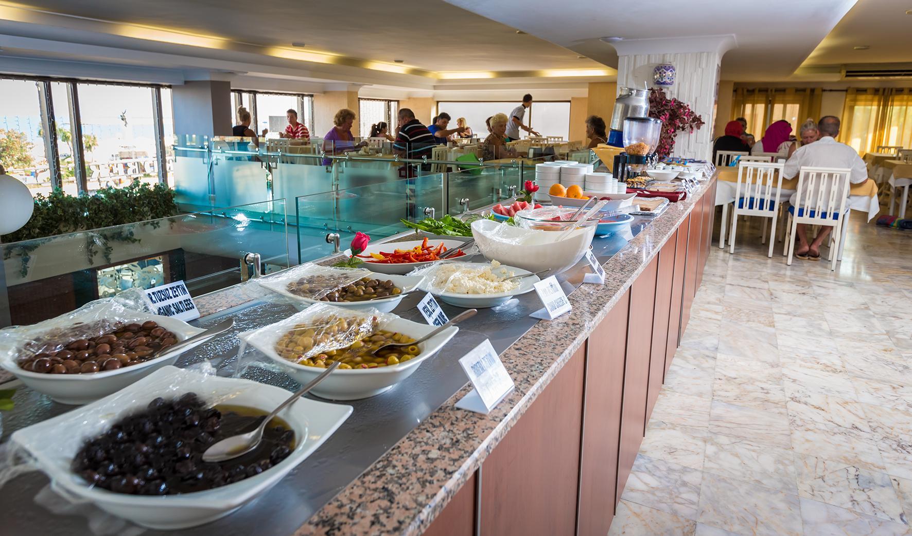 Derici Hotel Кушадасъ Екстериор снимка