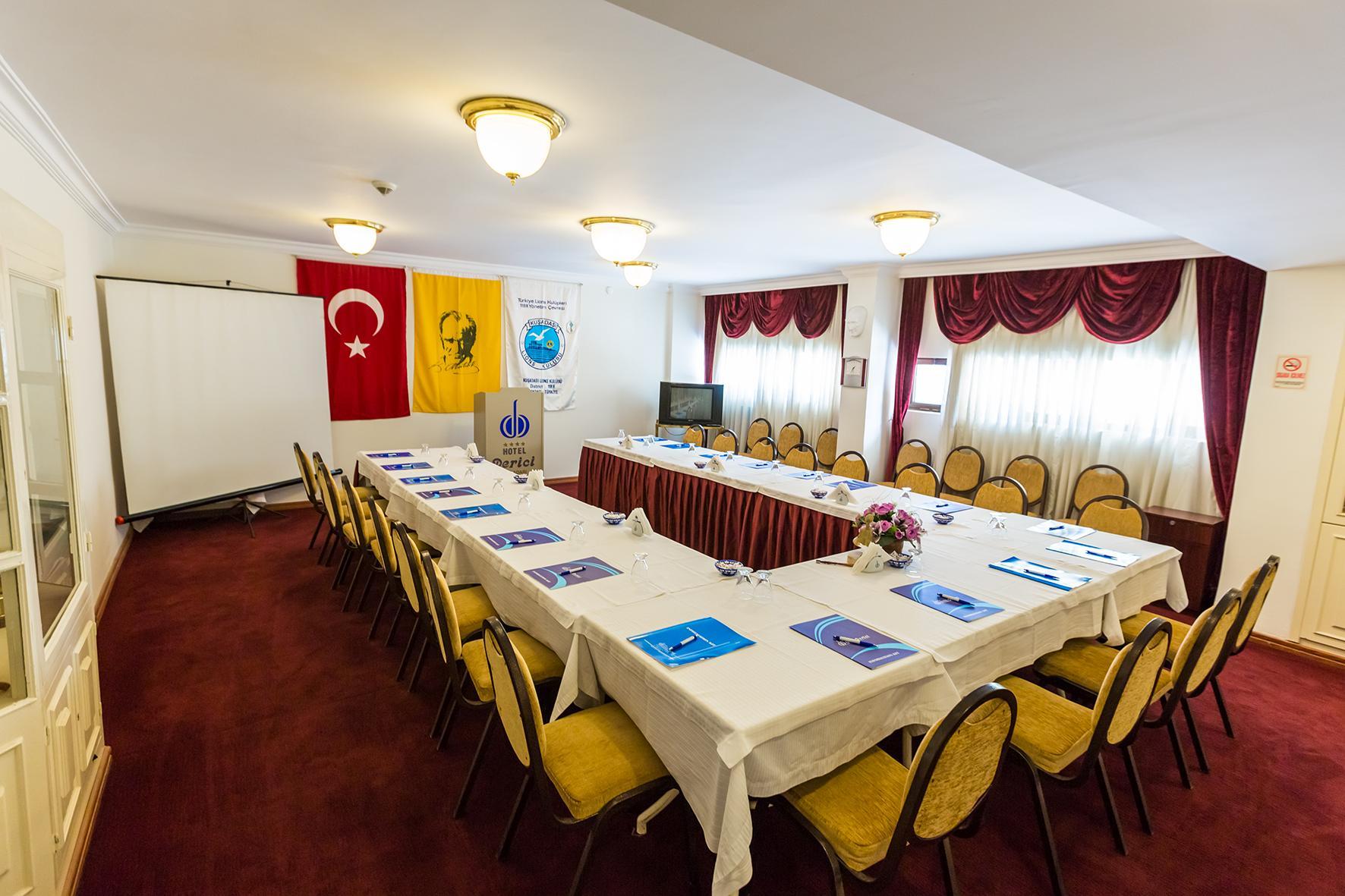 Derici Hotel Кушадасъ Екстериор снимка