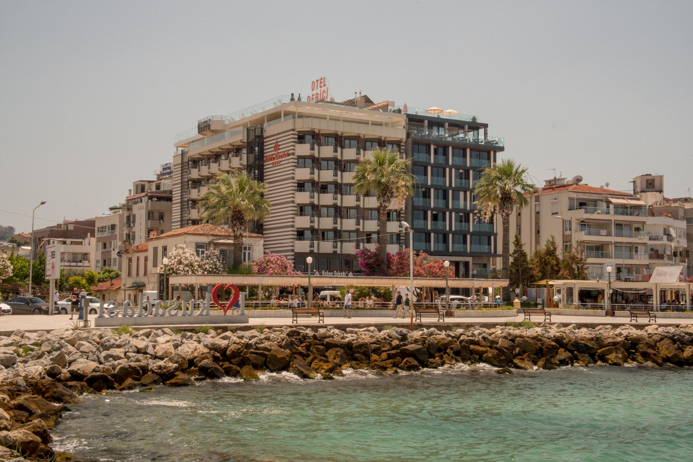 Derici Hotel Кушадасъ Екстериор снимка