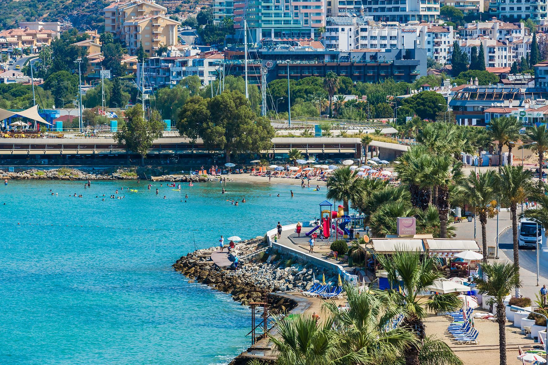 Derici Hotel Кушадасъ Екстериор снимка